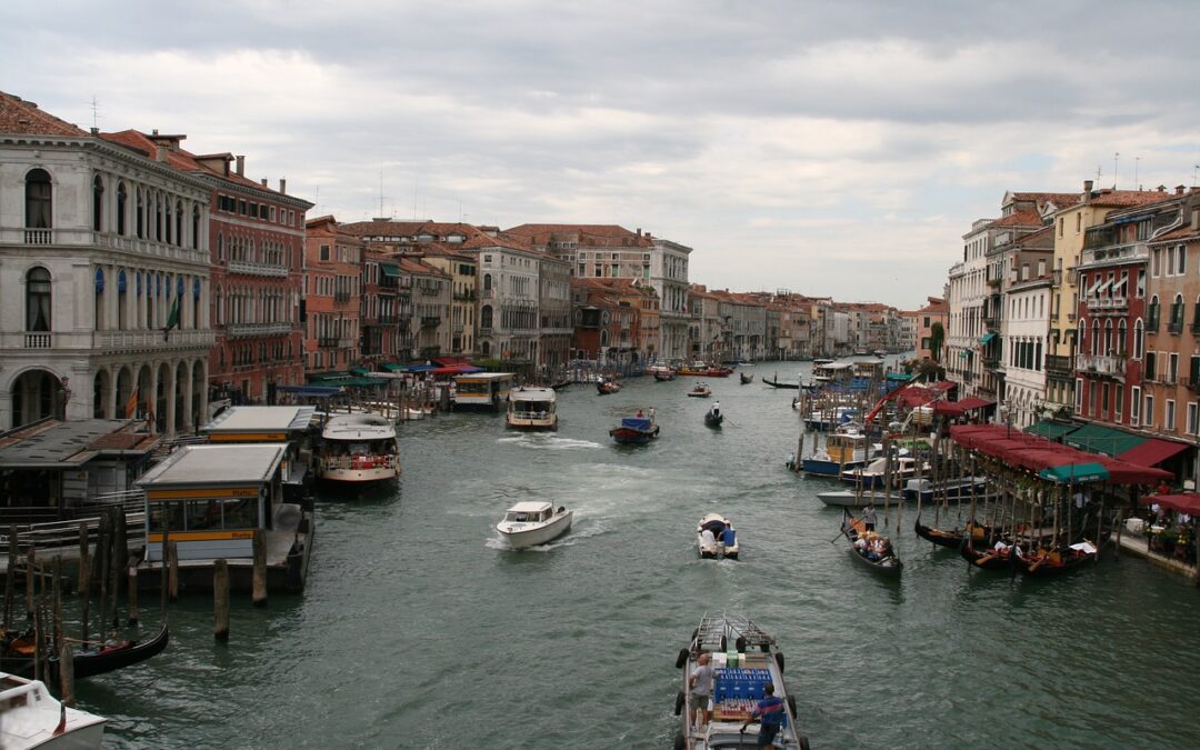 Ref. BOIT20180301001 Hotel italiano situado cerca de Venecia busca agentes comerciales