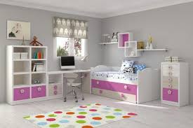 Ref.BRGR20181113001 Empresa griega especializada en la venta de muebles ofrece servicios de distribución de mobiliario infantil