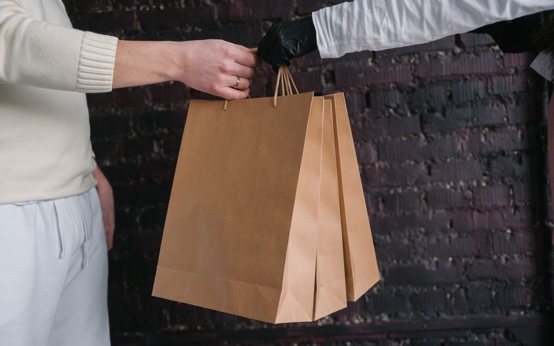 Ref. BRHU20260811004 Imprenta húngara busca proveedores a largo plazo de bolsas de papel.